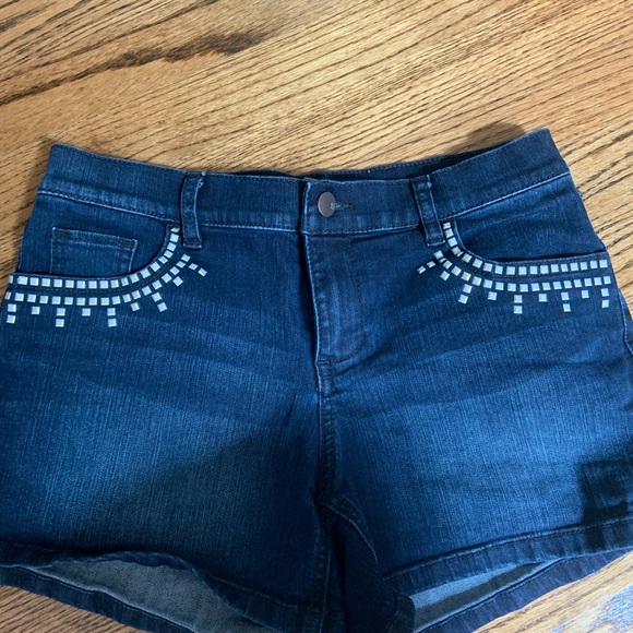 Jean shorts - Picture 5 of 6